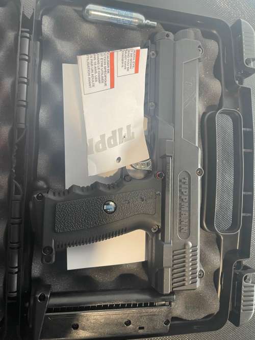 Tippmann TiPX Black .68 Caliber Paintball Pistol Self Defence kit New Open Case