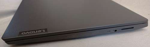 Lenovo V15-IKB, 8th Gen Intel Core i3-8130U@3.40 GHz,8GB DDR4, 256GB m.2 SSD, 15.6-inch (1366x768)