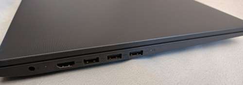 Lenovo V15-IKB, 8th Gen Intel Core i3-8130U@3.40 GHz,8GB DDR4, 256GB m.2 SSD, 15.6-inch (1366x768)