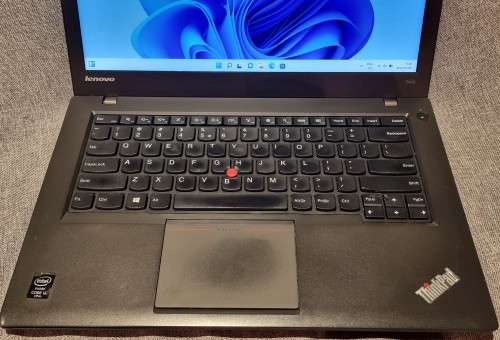 Lenovo T440 Dual Battery, 14` Display, Intel i5-5300U@2.3GHz, 8GB RAM, 128GB SSD, Windows 11 Pro