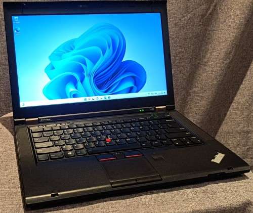 Lenovo ThinkPad T430, Intel i7-3520M@2.9GHz, 8GB Memory, Nividia NVS5400M GPU, 64GB SSD, 500GB HDD