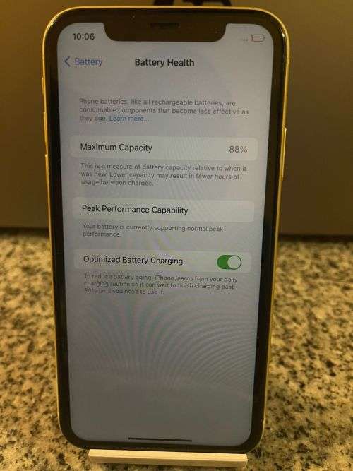 i PHONE XR 64GB MINT CONDITION  88% BATT HEALTH