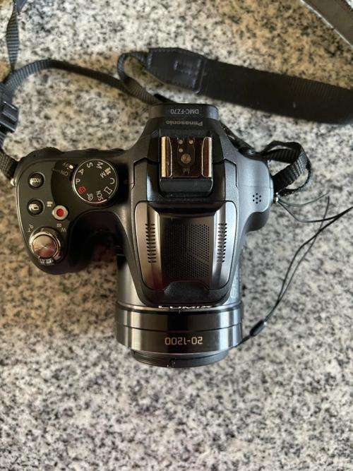 Panasonic LUMIX DMC-FZ70 16.1 MP Digital Camera with 60x Optical Image Stabilized Zoom.