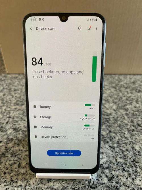 SAMSUNG A30 SM-A305F SINGLE SIM 4GB RAM 64GB MEMORY MINT CONDITION