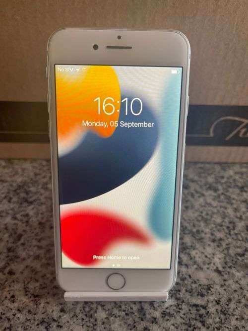 I PHONE 8 64GB 80% BATT HEALTH