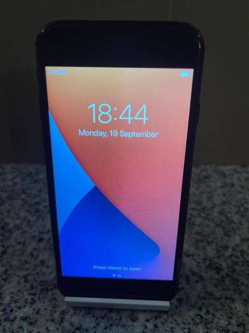 I PHONE 7 128GB 72% BATT HEALTH NO FINGERPRINT SENSOR