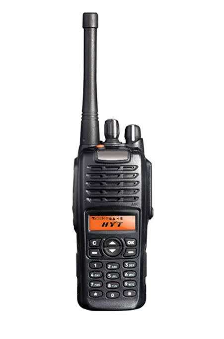 HYT TC-780M V [2] MINT CONDITION RETAIL 12K WITH 2 EXTRA NEW BATTERIES