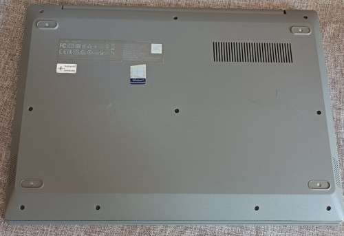 Lenovo IdeaPad Slim 1-14AST-05, AMD A4-9120e, Radeon R3 graphics, 4Gb RAM, 64Gb SSD, 14` HD Display