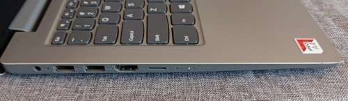 Lenovo IdeaPad Slim 1-14AST-05, AMD A4-9120e, Radeon R3 graphics, 4Gb RAM, 64Gb SSD, 14` HD Display