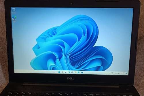 Dell Inspiron 3581 Carbon,7th Gen Intel i3-7020U@2.3GHz, 8GB RAM, 1TB HDD, 15` FHD display, Win11
