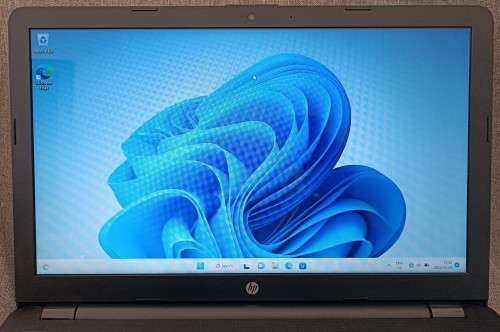 HP 15-bs0xx, 7th Gen Intel i7-7500U@2.7GHz, 16GB RAM, 128GB m.2 SSD, 1TB HDD, 15` HD 1366x768 Screen