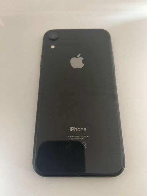 i PHONE XR 64GB MINT CONDITION  PLEASE READ