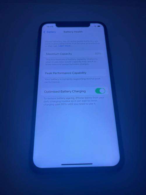 I PHONE XS 64GB 80% BATT HEALTH