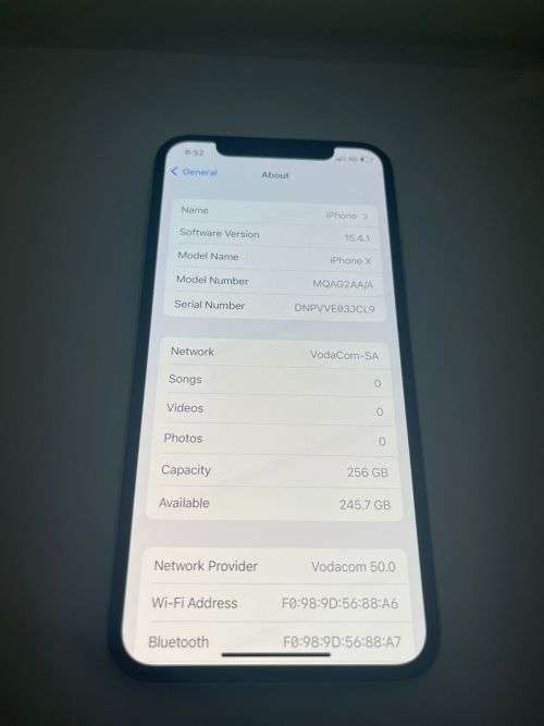 I PHONE X 256GB 100% BATT HEALTH