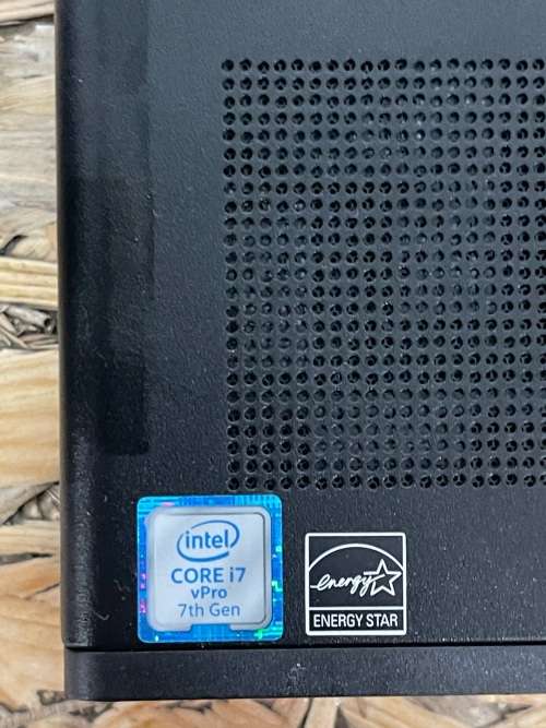 HP EliteDesk 800 G3 MINI DESKTOP, 7th Gen Intel i7-7700@3.6GHz, 16GB RAM,256GB SSD , Mint