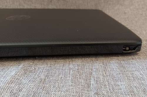 HP 15-da0xxx, 8th Gen i3-8130U@2.2GHz, 8GB RAM, 256GB NVMe SSD, 500GB HDD, 15.6` HD Display, Win 11
