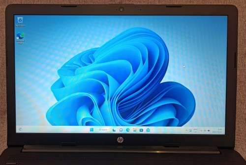 HP 15-da0xxx, 8th Gen i3-8130U@2.2GHz, 8GB RAM, 256GB NVMe SSD, 500GB HDD, 15.6` HD Display, Win 11