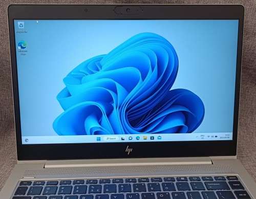 HP EliteBook 840 G5, Intel i7-7500U@2.7GHz, 16GB RAM, 256GB NVMe SSD, 14` FHD Display, Win 11 Pro