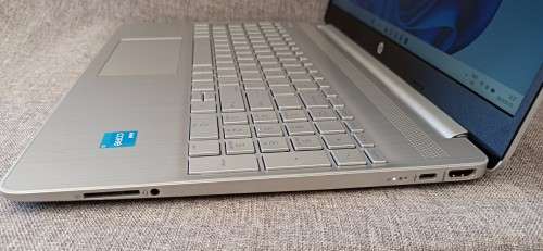 HP 15s-fq2xxx, 11th Gen Core i3-1115G4@3GHz, 12GB RAM, 512GB NVMe SSD, 15.6` FHD Display, Win 11 Pro