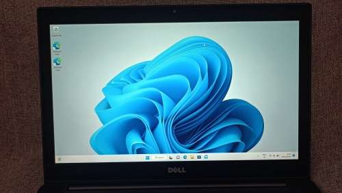Dell Latitude 7280, 12.5` FHD Touch Screen, Intel i5-6300U 6th Gen @2.40GHz, 16GB RAM. 256GB m.2 SSD