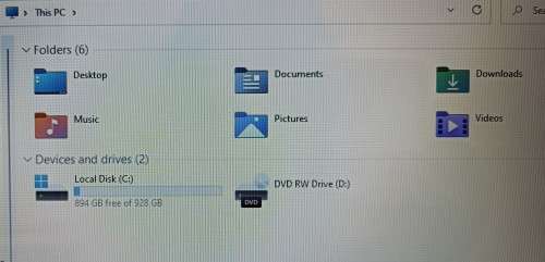 Dell Inspiron 3558, Nvidia 920M GPU, Intel i5-5200U@2.2GHz,8GB RAM, 1TB HDD, 15.6` HD Display, Win11