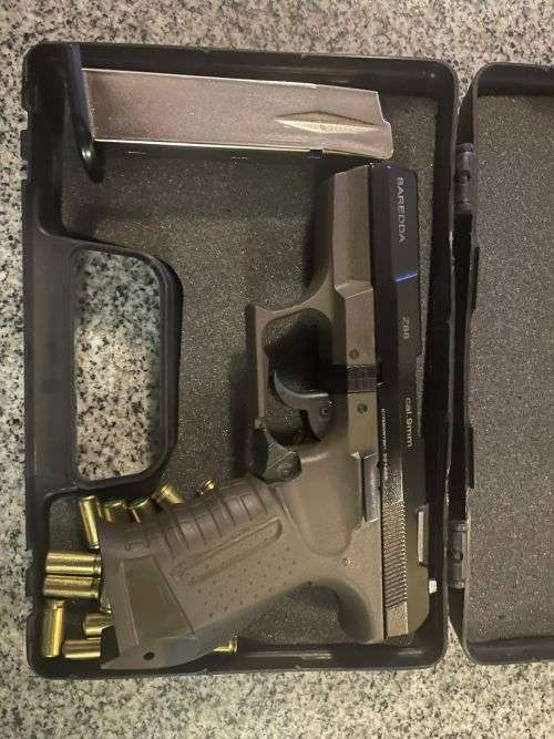 BAREDDA Z88-B BLANK FIRING / SIGNAL GUN, BLACK SOUNDS LIKE A REAL GUN