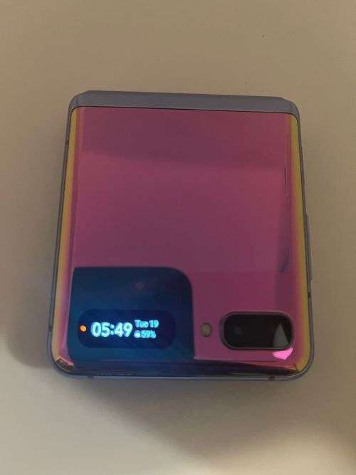 SAMSUNG Z FLIP SM-F700F/DS 8GB RAM 256GB MEMORY  MINT CONDITION