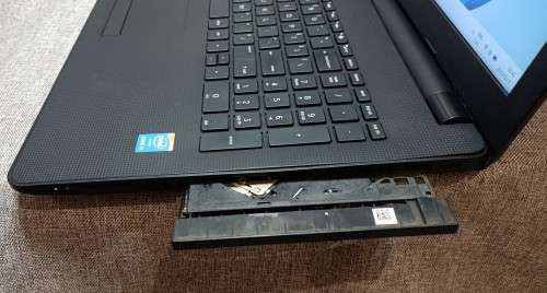 HP 15-bs1xx, Intel i3-5005U@2GHz, 8GB RAM, 1TB HDD, 15.6` HD Display(1366x768) Windows 11