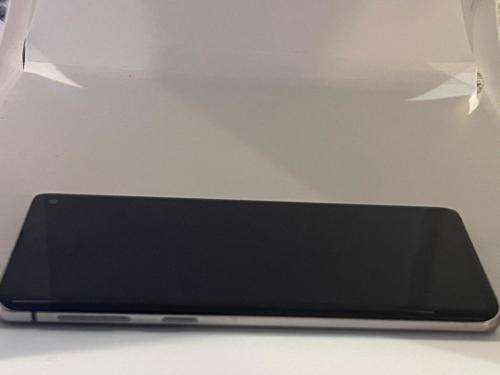 SAMSUNG S10 SINGLE SIM 8GB RAM 128 GB MEMORY MINT CONDITION
