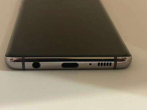 SAMSUNG S10 SINGLE SIM 8GB RAM 128 GB MEMORY MINT CONDITION