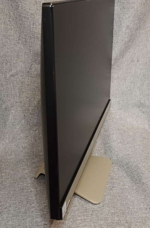 ASUS Vivo AIO V222FA, 22` NanoEdge Full HD 1920x1080, 10th Gen i5-10210U@1.6GHz, 16GB RAM, 256GB m.2