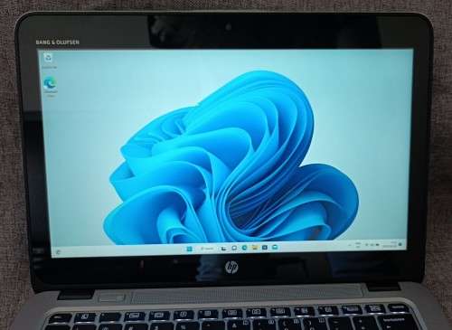 HP EliteBook 820 G3 TouchScreen, Intel i7-6500U@2.5GHz, 16GB RAM, 256GB m.2 SSD, 500GB HDD, FHD 12.5
