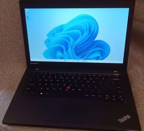 Lenovo ThinkPad T440, Intel i5-4300U@1.9GHz, 8GB RAM, 120GB SSD, 14` 1600x900 Display, Win11