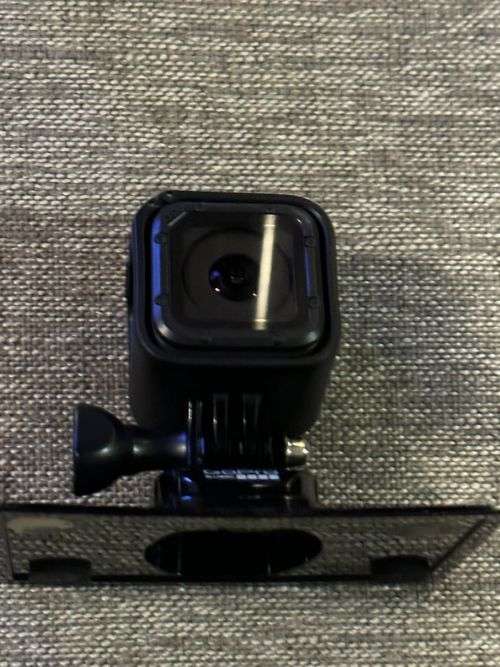 GoPro HERO4 Session (Waterproof Camera, 8MP) MINT AS NEW