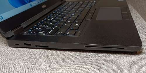 Dell Latitude 5480, 7th Gen i5-7300U@2.6GHz, 12GB RAM, 256GB m.2 SSD, 14` FHD Display, Win 11