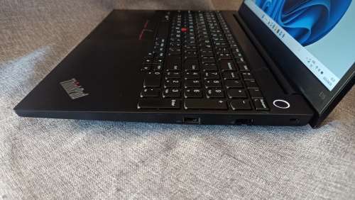 Lenovo  ThinkPad E15, 11th Gen i5-1135G7@2.4GHz, 8GB RAM, 5123GB m.2 NVMe SSD, 15` FHD Display