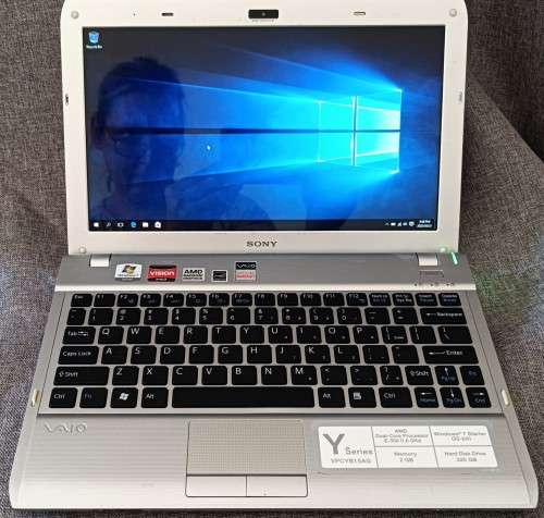 Sony VAIO Y Series 11.6-inch Notebook, AMD E-350 APU, 4GB RAM, 500GB HDD, Windows 10