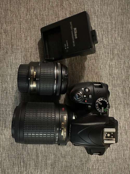 Nikon D3300 24.2 MP Digital SLR  Nikon  18-55mm  & 55-200mm Lenses Mint Condition