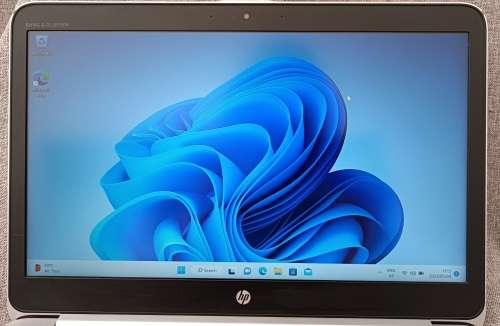 HP EliteBook Folio 1040G3, Intel i7-6600U@2.6GHz, 8GB RAM, 256GB m.2 SSD, 14` FHD Display, Win11