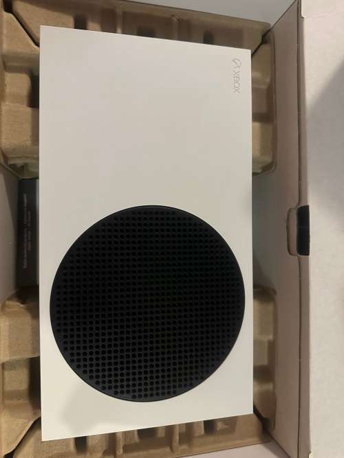 X BOX ONE SERIES S DIGITAL  512GB SSD MINT AS NEW