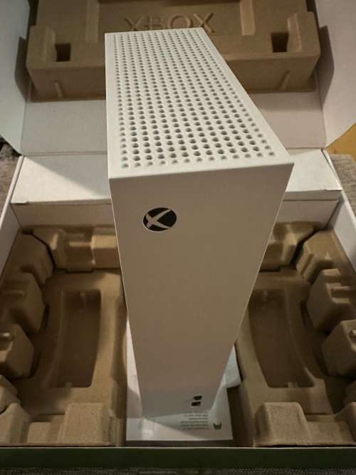 X BOX ONE SERIES S DIGITAL  512GB SSD MINT AS NEW
