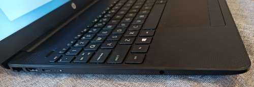 HP 15-dw3xxx, 11th Gen i3-1115G4@3GHz, 8GB RAM, 256GB m.2 NVMe SSD, 15.6` HD Display, Windows 11 Pro