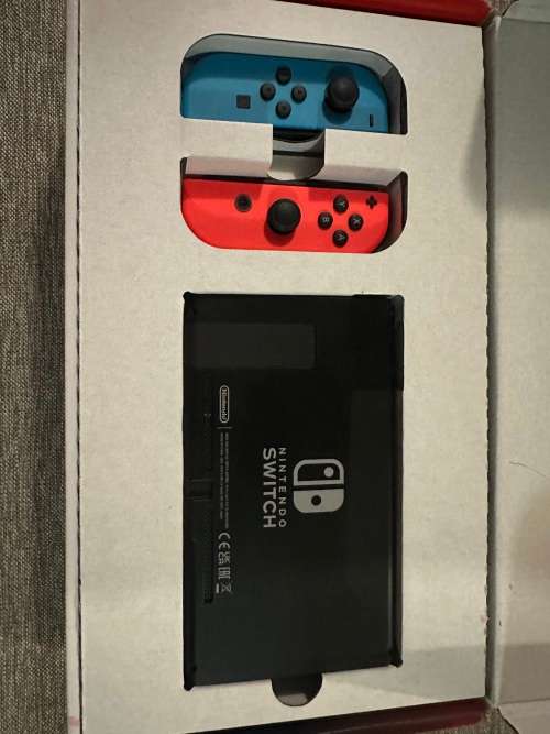 Nintendo Switch Console - Neon Blue/Neon Red Mint Condition