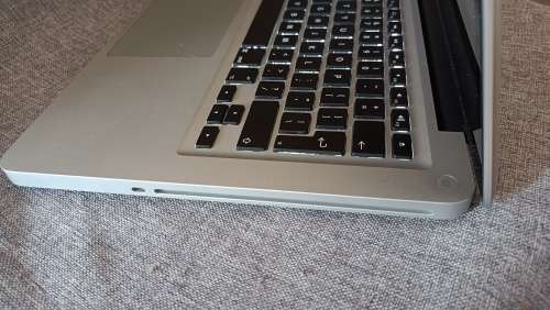 MacBook Pro (Mid 2012), Intel Core i5@2.5GHz, 8GB RAM, 500GB HDD, 13` Display (1280x800), Catalina