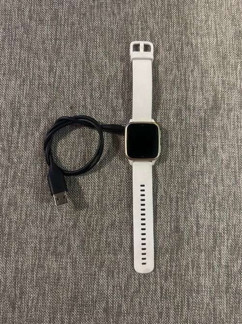Garmin Venu Sq 2 - Cream Gold Bezel with White Case and Silicone Band Mint As New