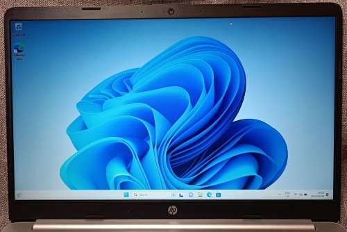 HP 15-dw3xxx 11th Gen Core i7-1165G7@2.8GHz, 16GB RAM, 256GB M2 SSD, 1TB HDD