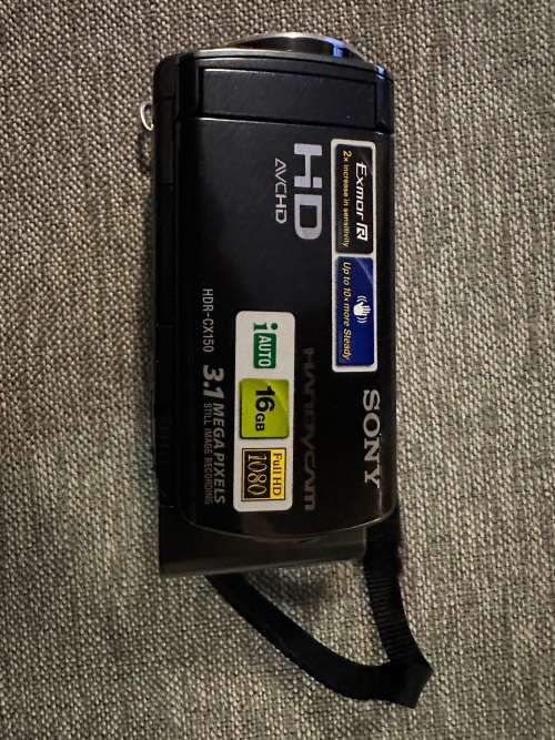 Sony HDR-CX150 16GB High Definition Handycam Camcorder