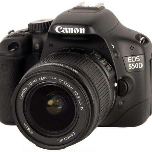 Canon 550D with 18-55mm Lens Mint Condition
