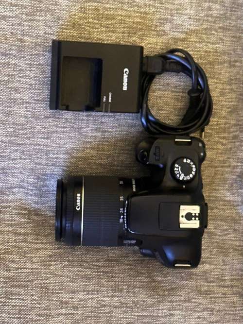 Canon EOS 400d With  18-55MM Lens