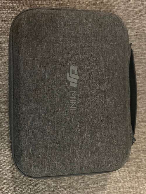 DJI MINI SE FLYMORE COMBO MINT AS NEW